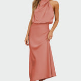 Κομψό Φόρεμα με Ανοιχτή Πλάτη