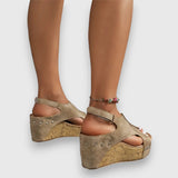 Κομψές Πλατφόρμες Σανδάλια