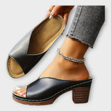 Πέδιλα με Χοντρό Τακούνι και Ανοιχτή Φτέρνα