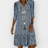 Ελαφρύ Φόρεμα με Στυλάτη Σχεδίαση