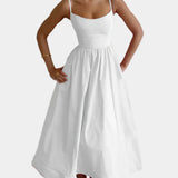 Φόρεμα με Φαρδιά και Απαλή Σατινέ Γραμμή