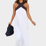 Κομψό Φόρεμα με Ανοιχτή Λαιμόκοψη