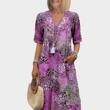 Αέρινο Φόρεμα με Καλοκαιρινό Μοτίβο και V Ντεκολτέ