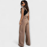 Ασύμμετρο Σετ με Δραματικούς Ώμους