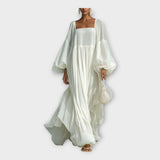 Αέρινο φόρεμα με εκλεπτυσμένη minimal αισθητική