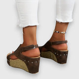 Κομψές Πλατφόρμες Σανδάλια