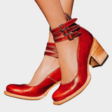 Γόβες με πολλαπλά λουράκια και χοντρό τακούνι