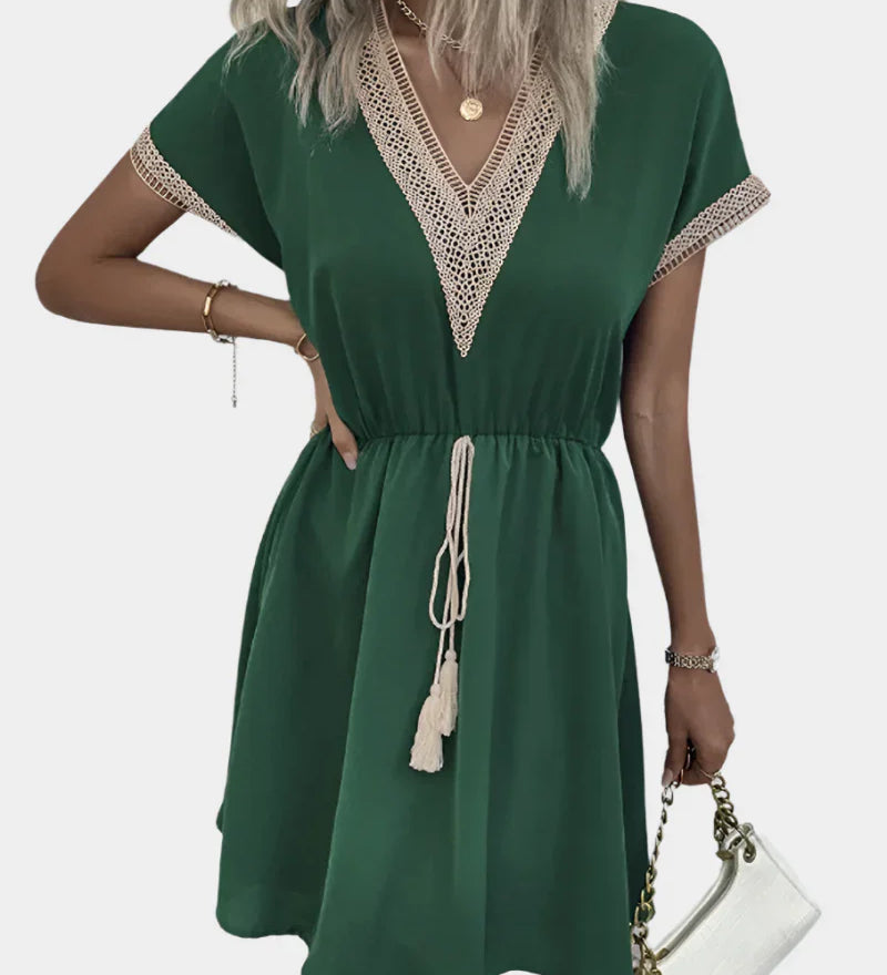 Ρομαντικό Boho Φόρεμα με Ζώνη και Ντεκολτέ V