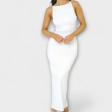 Κομψό μακρύ φόρεμα χωρίς μανίκια