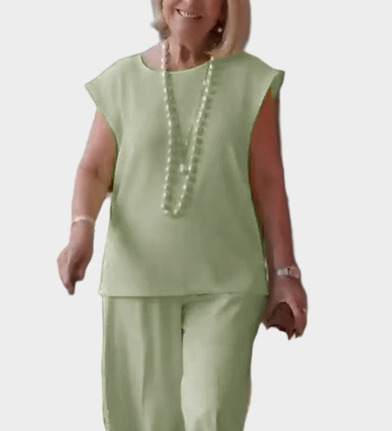 Κομψό και Άνετο Σετ Ρούχων