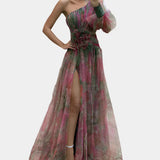 Ρομαντικό Φόρεμα με Άνοιγμα