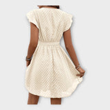 Κομψό φόρεμα με εκλεπτυσμένη αισθητική