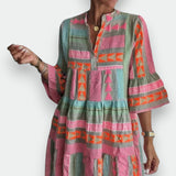 Juliane | Φόρεμα σε στυλ μποέμ με βολάν και ντεκολτέ